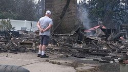 Waldbrände zerstören Hunderte Häuser nahe Spokane im US-Bundesstaat Washington