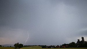 37 Grad, Gewitter und Sturm: Das kommt jetzt auf Hessen zu