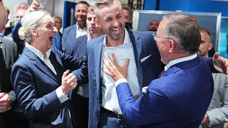 AfD sieht nach Wahl-Triumph Regierungsauftrag bei sich