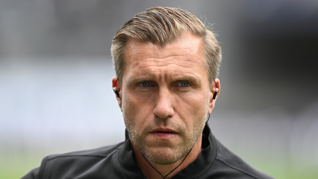 Krösche bleibt Eintracht-Sportvorstand