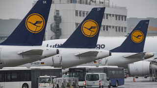 Nach Verlusten: Lufthansa fliegt Milliardengewinn ein Verdi will Geld