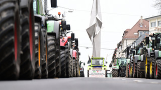 Landwirte-Demo in Kasseler Innenstadt: Straßenbahnen werden umgeleitet