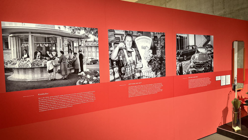Eine Zeitreise in das Kassel der Nachkriegsjahre ist jetzt in der neuen Sonderausstellung "Im Fokus. Die 50er Jahre in Fotografien“ im Stadtmuseum Kassel möglich.