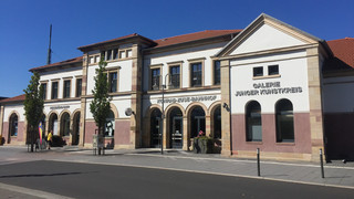Mann bedroht Jugendliche am Bahnhof Hünfeld mit Messer