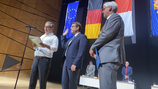 Amtsübergabe in Darmstadt: Hanno Benz ist neuer Oberbürgermeister