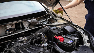 Auto-Batterie schützen: So hält die Batterie deutlich länger