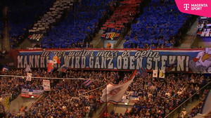Adlerfans mit starker Choreo vor dem Spiel der Adler Mannheim gegen die Fischtown Pinguins