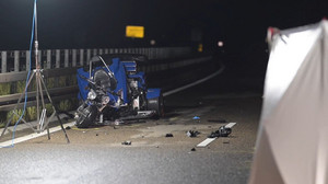 Nach Aquaplaning? Zwei Motorradfahrer sterben auf B29