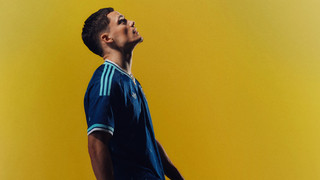 DFB präsentiert dunkelblaues Auswärtstrikot zur WM