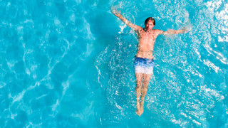 Draußen baden in Hessen: Wann öffnen die Freibäder?