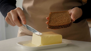 Butterpreis sinkt weiter