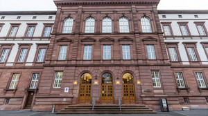 Mutter steht in Gießen vor Gericht wegen Totschlag an ihrem Baby