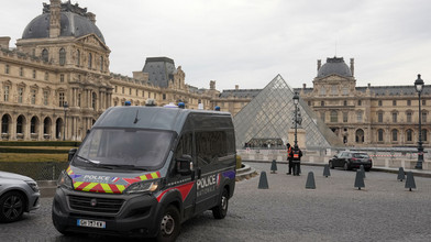Zwei Festnahmen nach spektakulärem Louvre-Kunstraub
