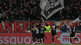 Knauff-Traumtor gegen Barcelona: Eintracht remis im Jahrhundertspiel