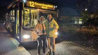 Preis für den Liebling der Fahrgäste: Busfahrer Enver Dar in Gießen