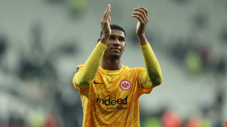 Eintracht Frankfurt Torwart: Kaua Santos verlängert vorzeitig bis 2030