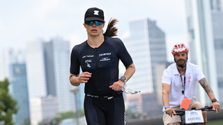 Ironman Frankfurt: Sarah True gewinnt; Bleymehl muss aufgeben