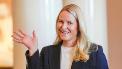Mette-Marit darf nach OP nach Hause – Sohn Høiby kommt aus Gefängnis