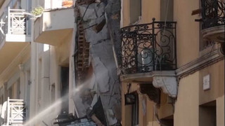 Explosion in Athener Altstadt - Gebäude stürzt ein