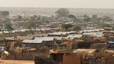 Sudan Konferenz ringt um Hilfe und Frieden