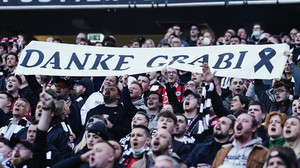 Gedenkspiel für Eintracht-Legende Grabowski in Wiesbaden