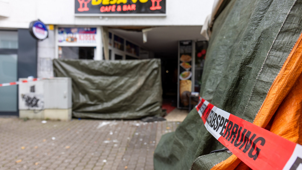 Im Oktober 2024 explodierte ein Sprengsatz vor einem Wetzlarer Café - verletzt wurde niemand. 