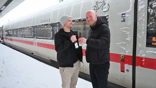 Extremwetterlage in Deutschland: HSV-Fans stranden in Hannover