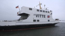 Hiddensee-Fähre fährt ab Samstag wieder - auch für Urlauber