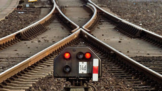 Bahn-Bauarbeiten am Bahnhof Eltville: Es wird nachts laut