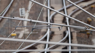 Mainzer Bahnhof: Oberleitungsschaden bremst Pendler aus