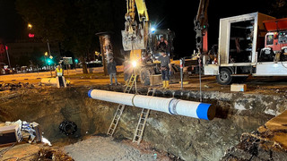 Wasserrohrbruch in Wiesbaden: Bauarbeiten und Sperrungen dauern länger