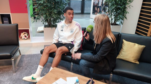 Mediales "Speeddating" beim DFB: Musiala, Neuer und Co. am FFH-Mikro