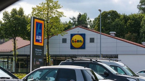 Aldi versus Lidl: So viel verdienen Sie, wenn Sie bei den größten Discountern arbeiten