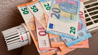 Energiepreise fallen in Hessen: Jetzt Geld sparen