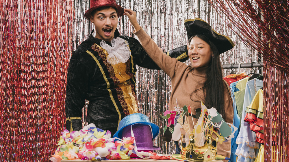 Fasching Partnerkostüme Helau Alaaf Barbie Ken Mario Luigi Kreativ Kostüm Kostüme Faschingskostüme 