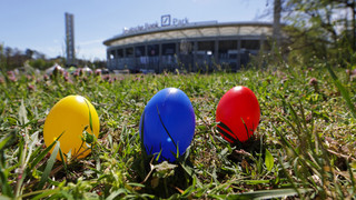 Ostereier-Suche im Deutsche Bank Park am Ostermontag