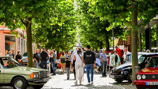 Live-Bands und Oldtimer: Hünfeld feiert 25. Gaalbernfest