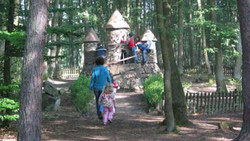 Burgschwalbach: Spielplatz Märchenwald