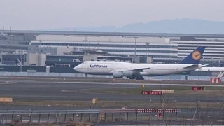 Lufthansa-Kabinenpersonal in Frankfurt im Streik