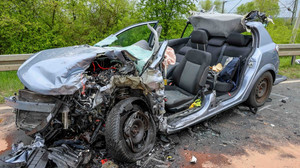 Drei Menschen bei Unfall in Neuhof schwer verletzt