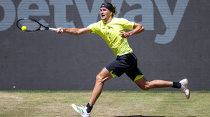 Tennis-Star Zverev steht in Halle im Halbfinale