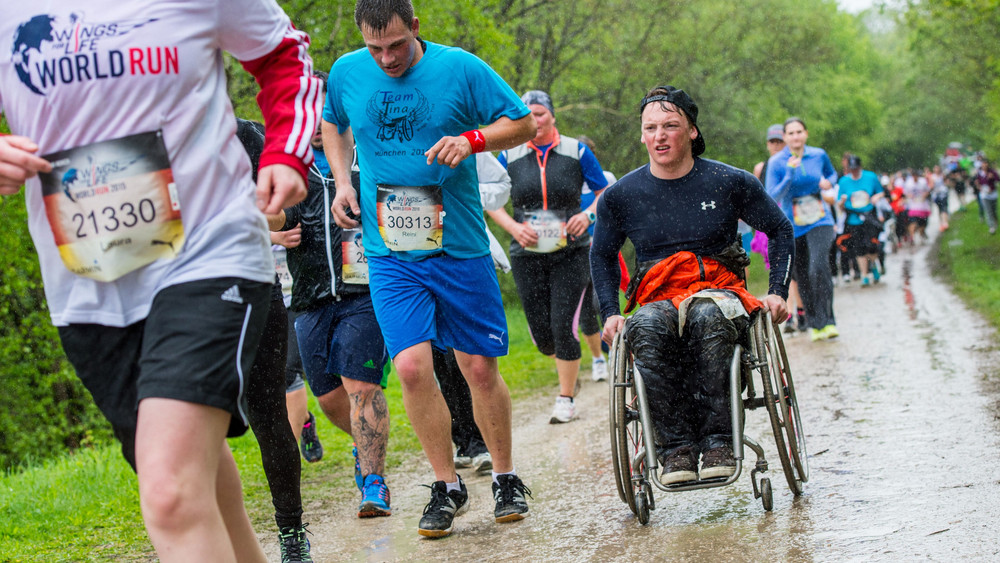 Beim "Wings for Life App Run" gehen die Startgebühren in die Rückenmarksforschung (hier ein Archivbild aus München). 
