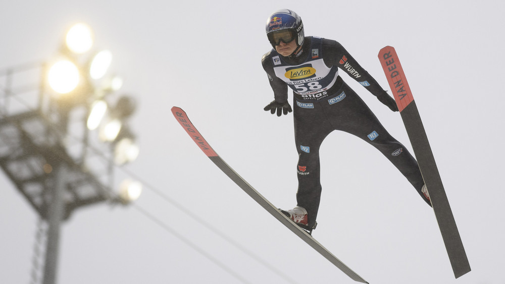 Skispringer Andreas Wellinger hat das Weltcup-Springen in Willingen gewonnen.