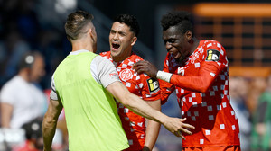 Mainz 05 gewinnt 4:1 in Bochum - VfL und Kiel steigen ab