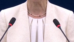 Zoff um zwei Worte: Von der Leyen ignoriert Wunsch von Merz