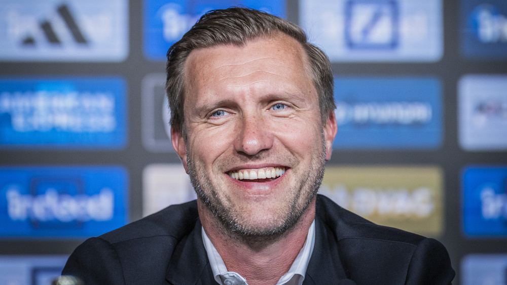 Krösche bleibt Sportvorstand bei Eintracht Frankfurt.