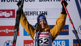 Biathlon: Franziska Preuß gewinnt Hochfilzen-Sprint - jetzt in Gelb