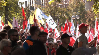 Gegen Sozialabbau: Tausende demonstrieren bundesweit