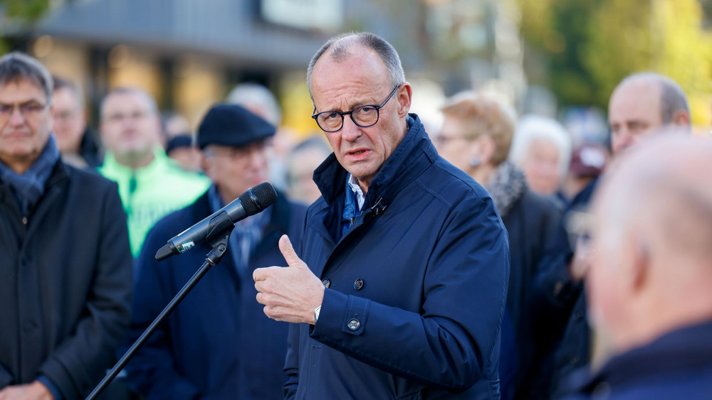 Bundeskanzler Merz zu Bürgergesprächen im Sauerland