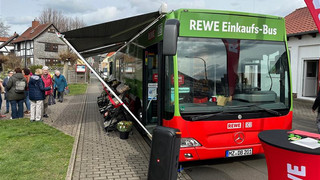 Zukunft in Nordhessen unsicher: Rewe-Einkaufsbus macht Winterpause